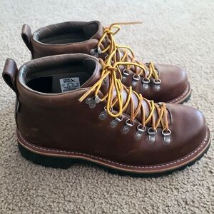 Men's 11, Eddie Bauer K-6 Waterproof Brown Leather Boots